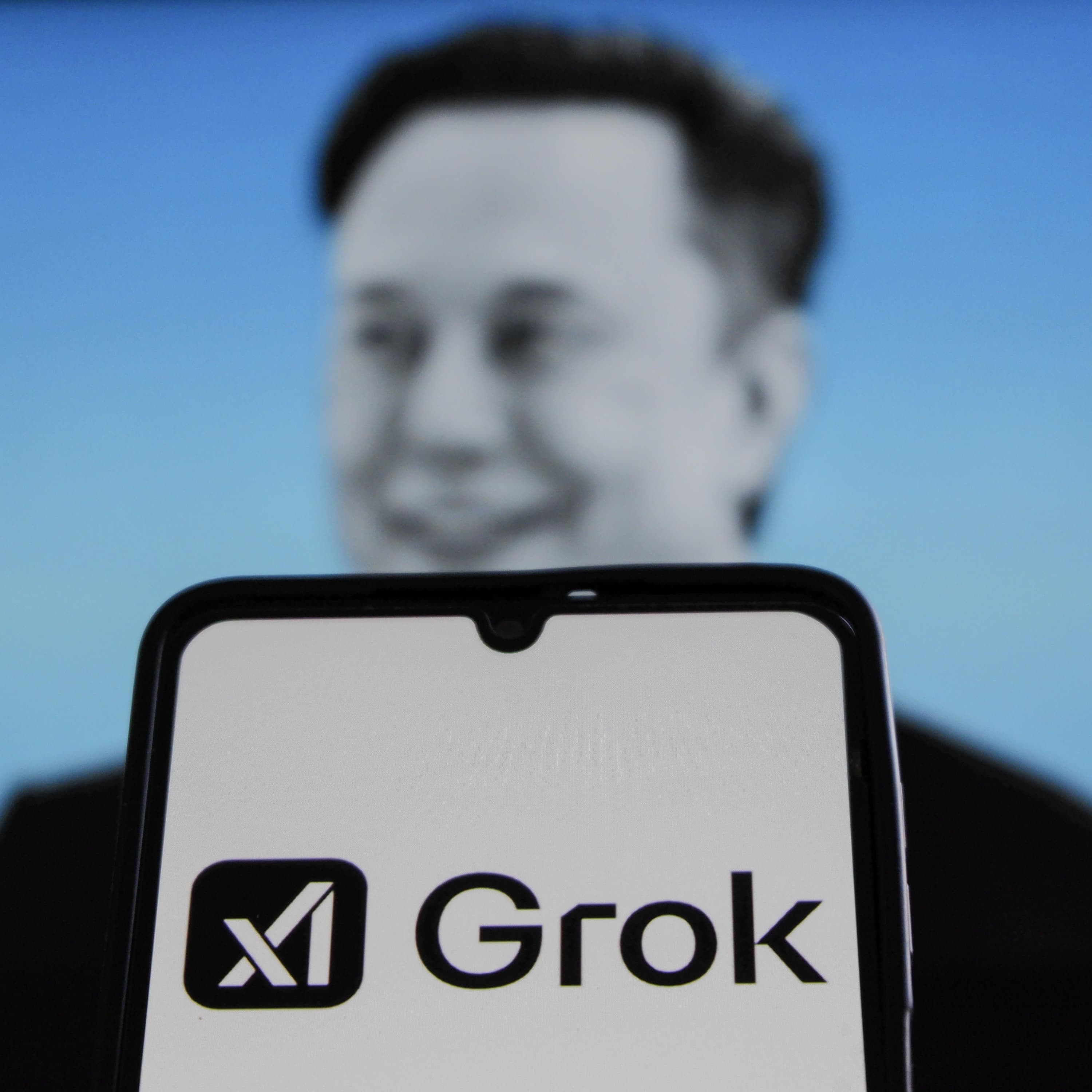Has Elon Musk built a Nazi chatbot? Episode cover