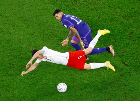 Poland v Argentina: World Cup 2022 – live | World Cup 2022 13 Let him know you’re there early doors etc.