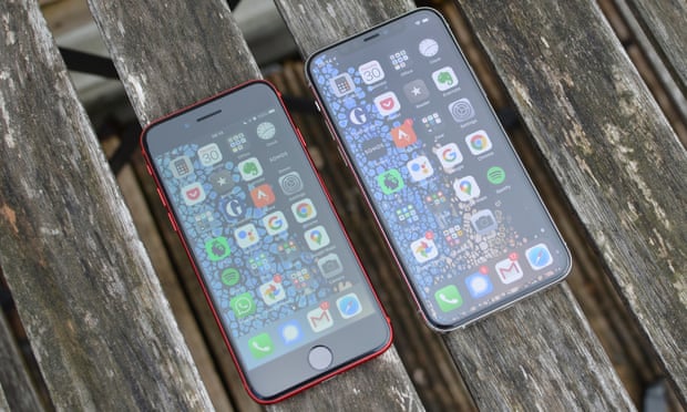 Iphone Se Review Apple S Cut Price Smartphone King Iphone The Guardian Iphone Se Review Apple S Cut Price Smartphone King Iphone The Guardian