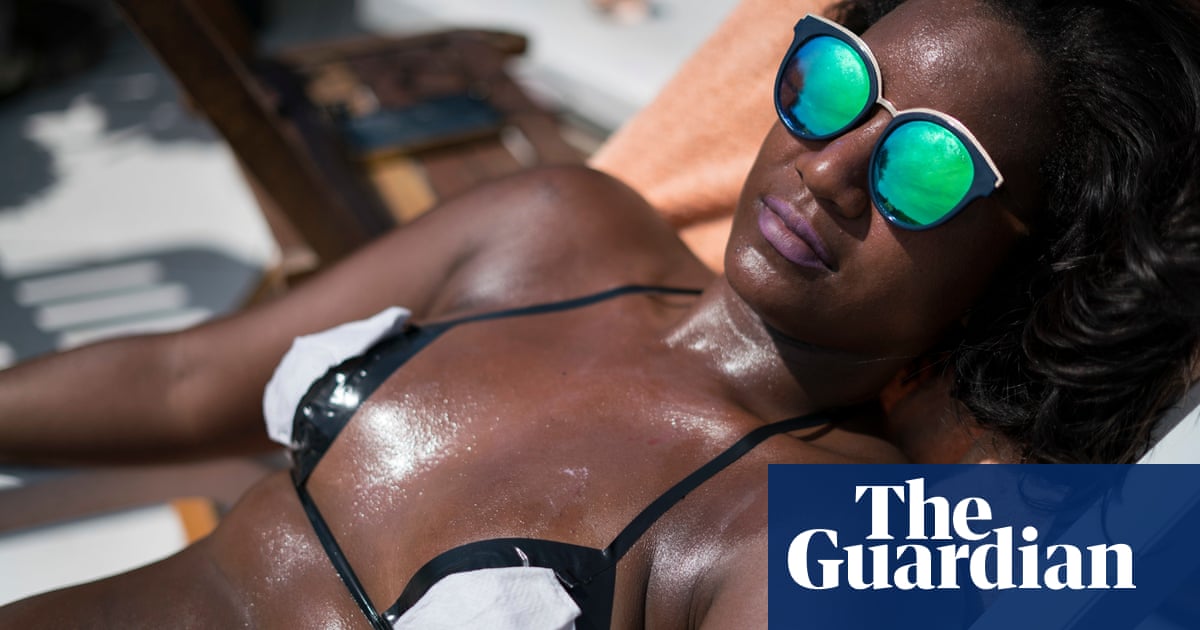 Солариумите на покривите в Рио де Жанейро предлагат на жените