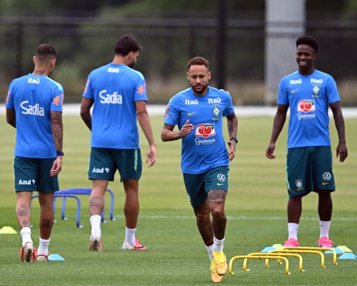 Steve Clarke warnt Schottland vor der Gefahr, die vom zurückkehrenden brasilianischen „Idol“ Neymar ausgeht.