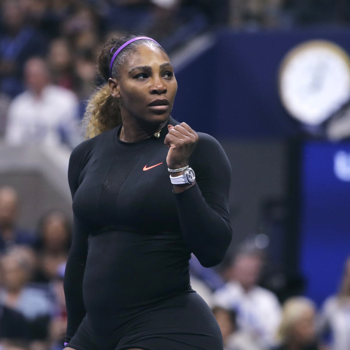 Serena Williams Blows Away Wang Qiang To Move Into Us Open Semi Finals Sport The Guardian