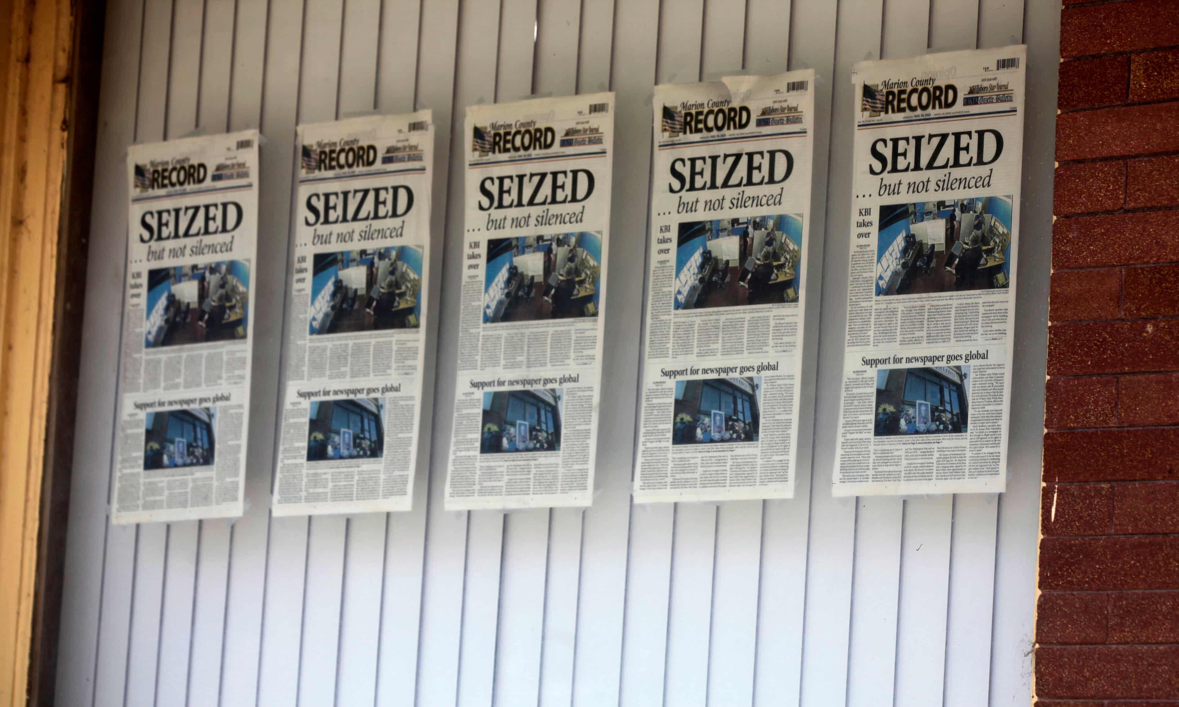 Prosecutors plan to charge ex-police chief for raid on Kansas newspaper (theguardian.com)