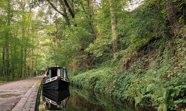 ‘Be patient and give yourself over fully to the way of the canals,’ says David Lawrence.