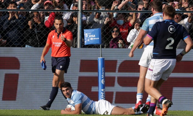 Santiago Carreras touches down Argentina’s second try