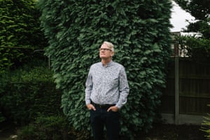 Jonathan reflects on losing someone amidst a global pandemic. Seeing it on the news every day has felt like, ‘Someone sticking a knife into the wound.’ © Simon Bray