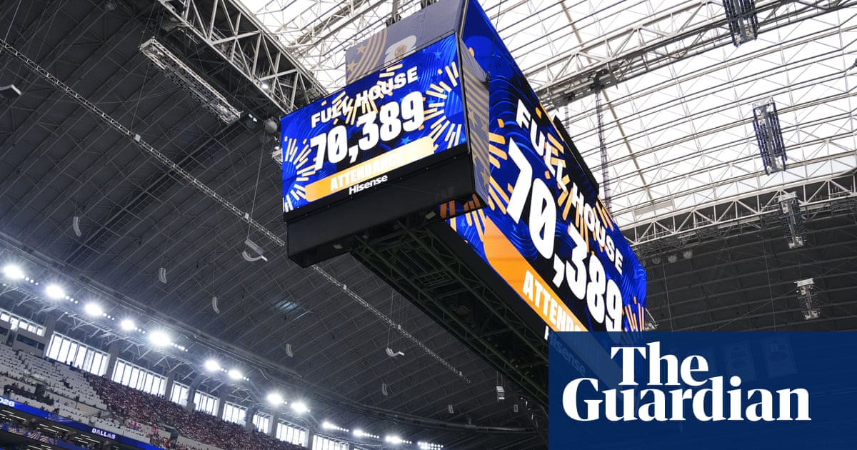 Fifa plays down reports that ticketless fans breached security at England World Cup game