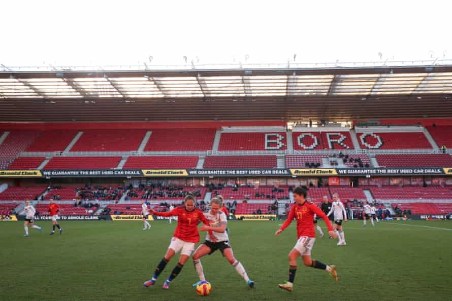 Acción española contra Alemania en Riverside.