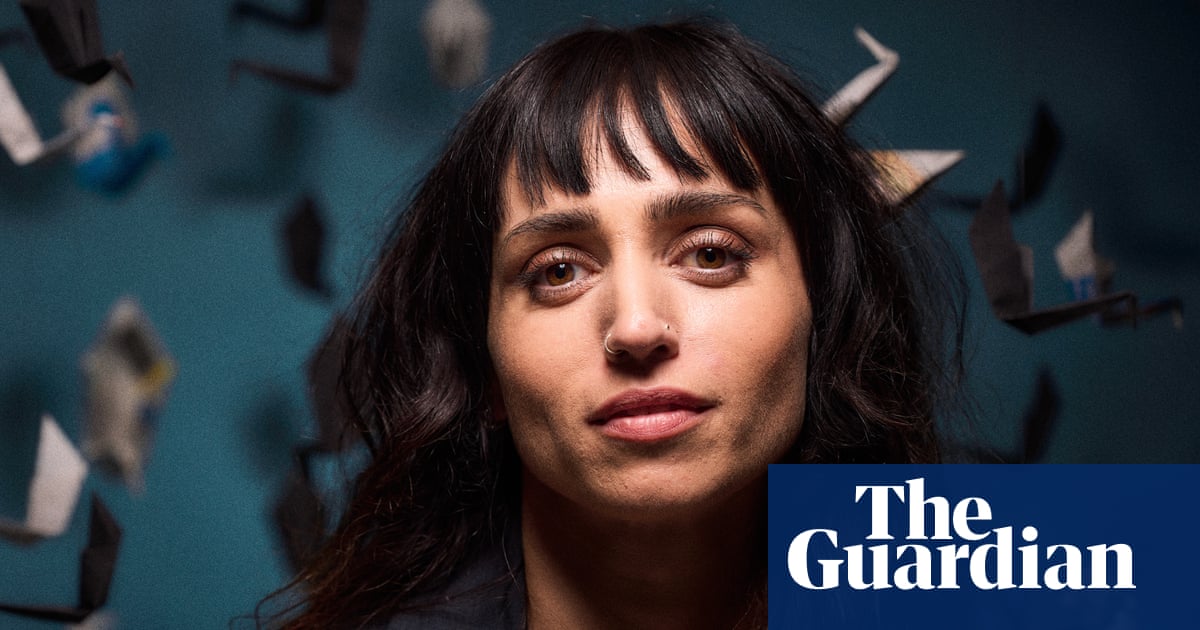 Kingfisher by Rozie Kelly review lust at first sight