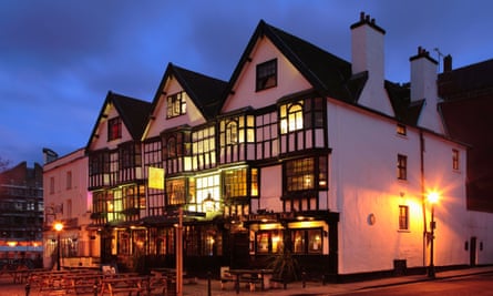 Llandoger Throw pub in Bristol