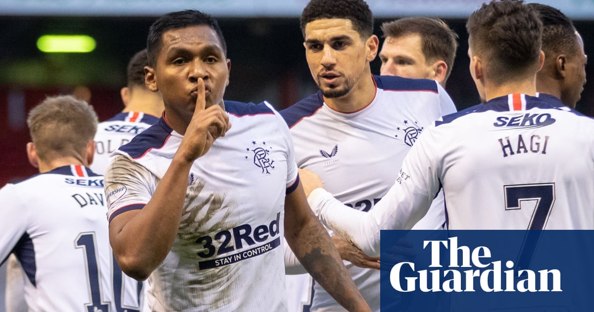 Morelos double sinks Aberdeen and extends Rangers Premiership lead