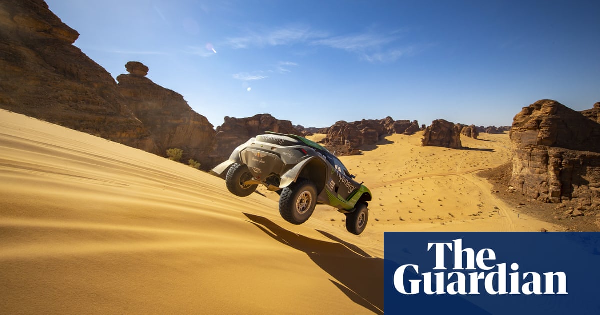 Rosberg and Button face off at Extreme E Desert X Prix - in pictures