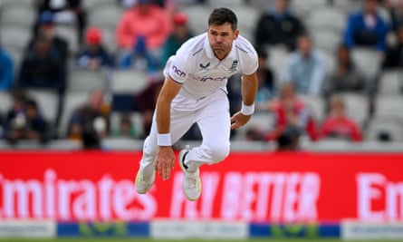 James Anderson of England bowls on day four