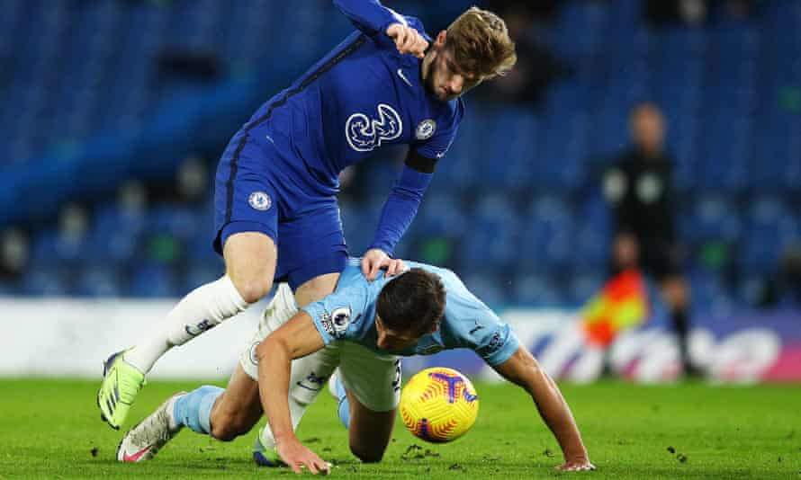 Timo Werner, one of Chelsea’s new signings currently struggling to make an impact on the pitch, is tackled by Rúben Dias of Manchester City on Sunday.