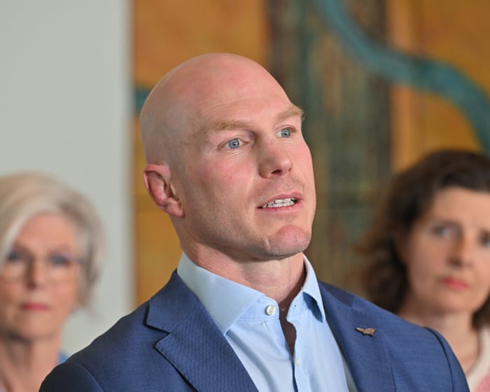 Australia politics live: Senate showdown looms after Watt labels Pocock revolt against government secrecy a ‘dummy spit’