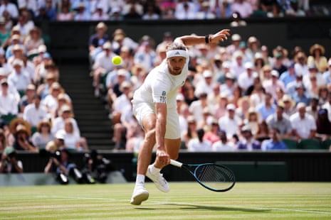 Alex Zverev está a apenas um set de sua primeira final em Wimbledon.