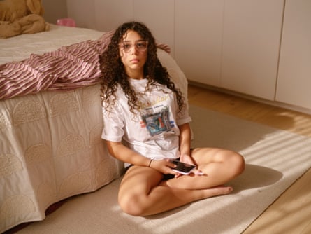 Pia Monti says she has had ‘a really positive experience on the social media I use, so I don’t see why it should be banned for everyone’.