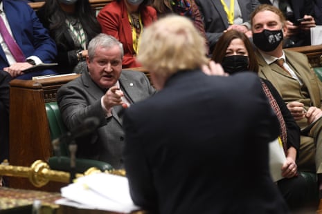 Ian Blackford pointing at Boris Johnson in the Commons when Johnson was PM.