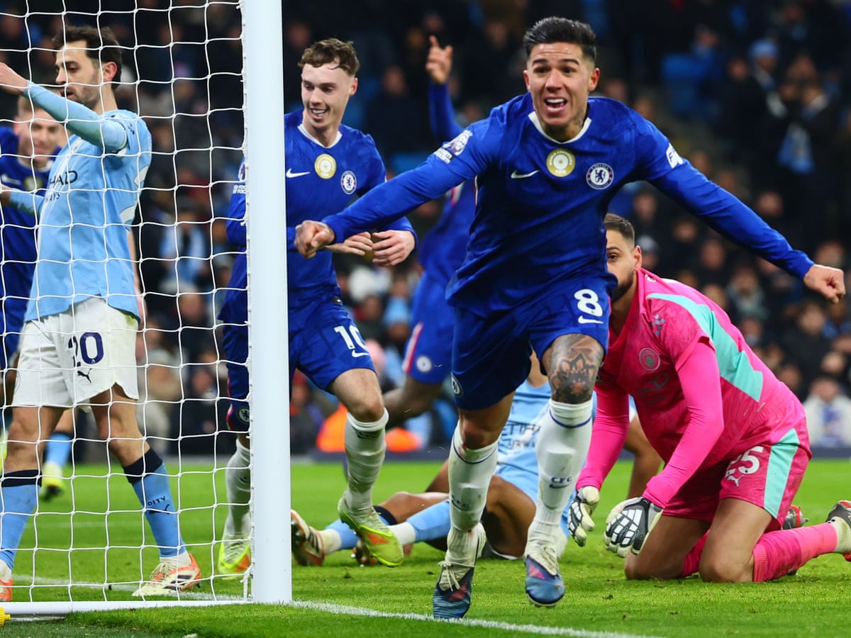 Fernández stuns Manchester City with late equaliser for managerless Chelsea | Premier League | The Guardian