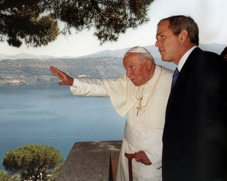 Pope John Paul II and George W Bush looking out over Lake Albano
