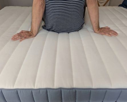 Testing the Ikea Valevag mattress