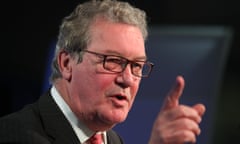 Alexander Downer addresses the National Press Club in Canberra 