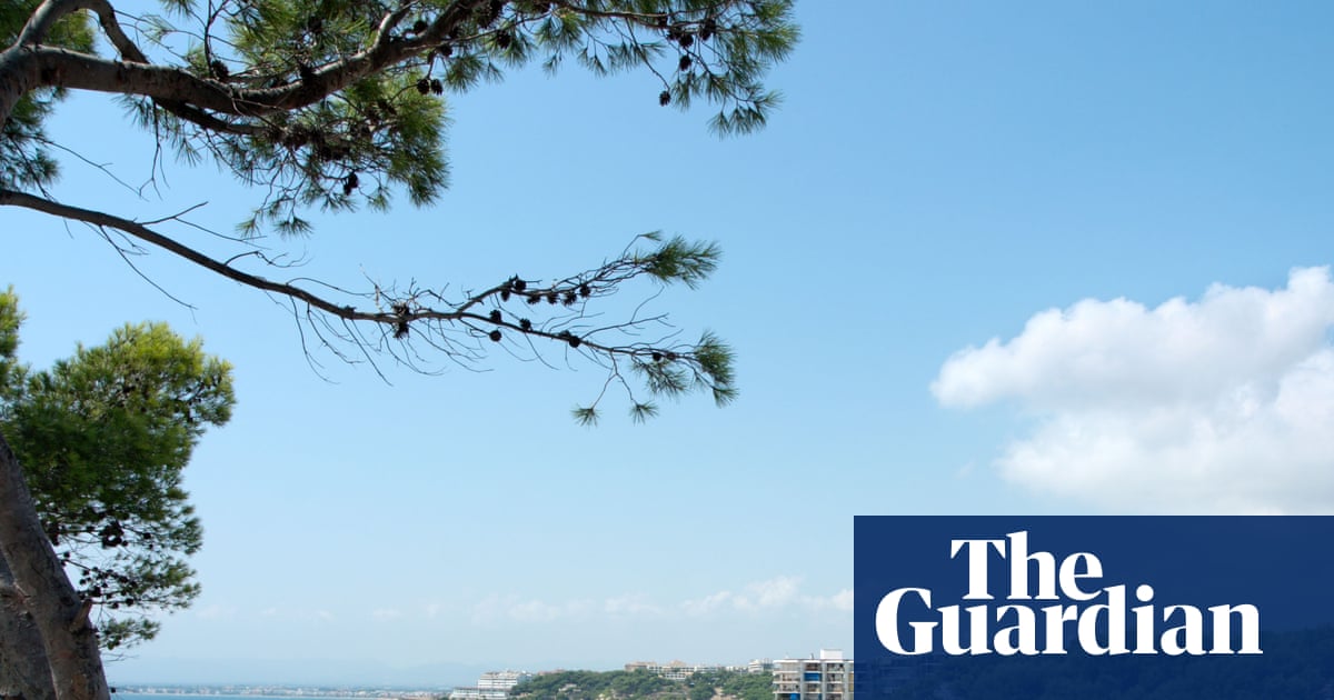 British brother and sister, 11 and 13, drown off beach in Spain