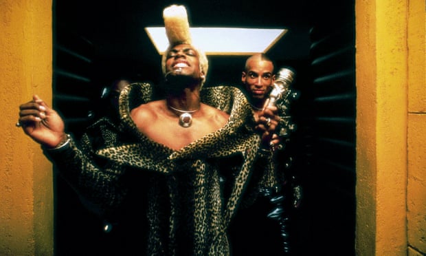 Chris Tucker as the gender fluid Ruby Rhod in The Fifth Element.