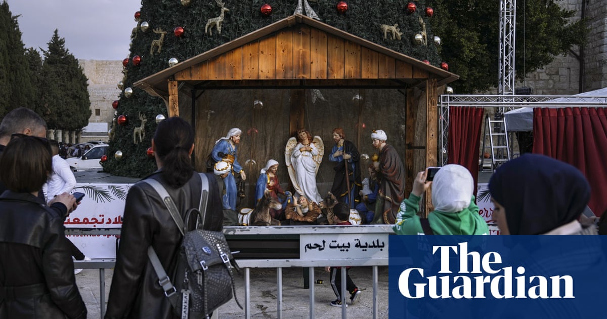 No room in Bethlehems inns as tourists return for Christmas season