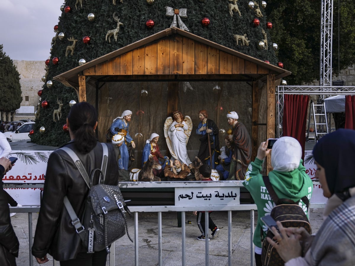 No room in Bethlehem's inns as tourists return for Christmas season |  Palestinian territories | The Guardian
