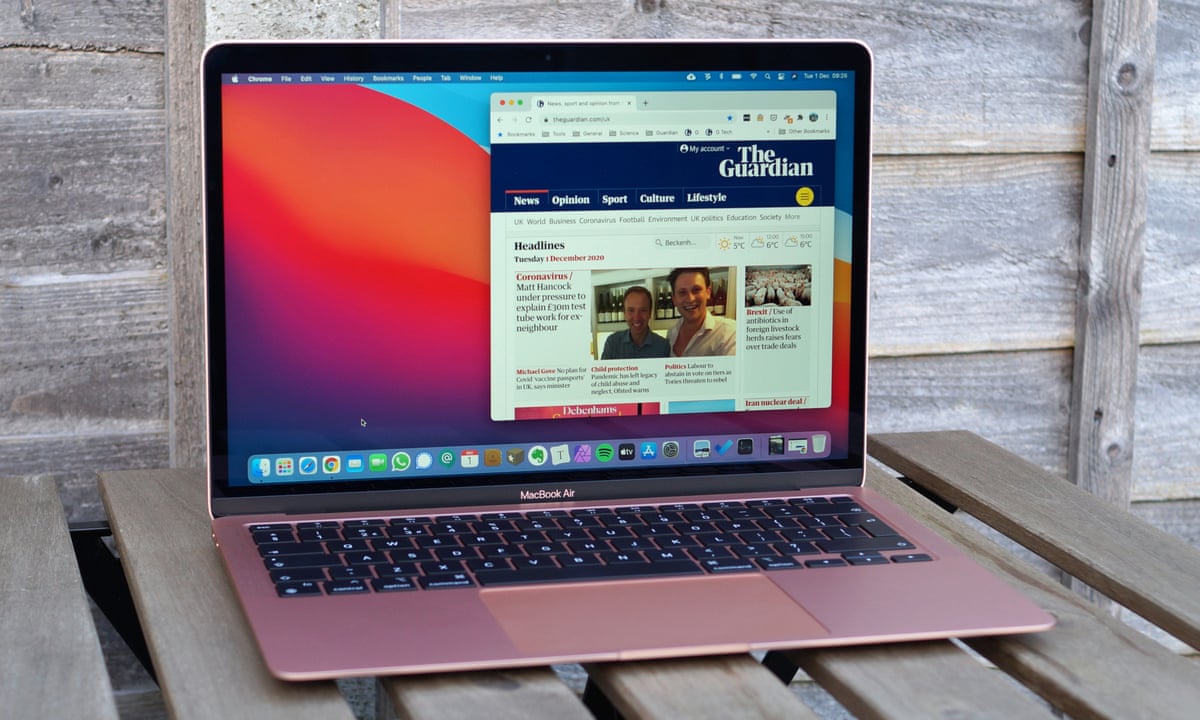 fredelig relæ marv Apple MacBook Air (M1) review: gamechanging speed and battery life | Apple  | The Guardian