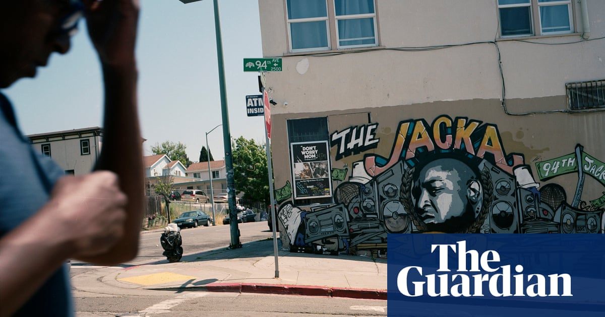 www.theguardian.com