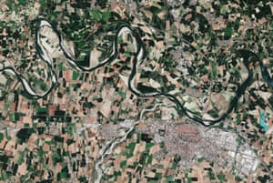A satellite image of the Po River's water levels in Piacenza, northern Italy on 20 June 2022