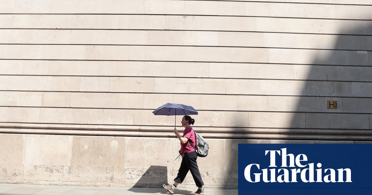 Deadly weekend heat in England ‘100 times more likely’ due to climate crisis | Climate crisis Deadly weekend heat in England ‘100 times more likely’ due to climate crisis | Climate crisis