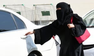 沙特女人上车