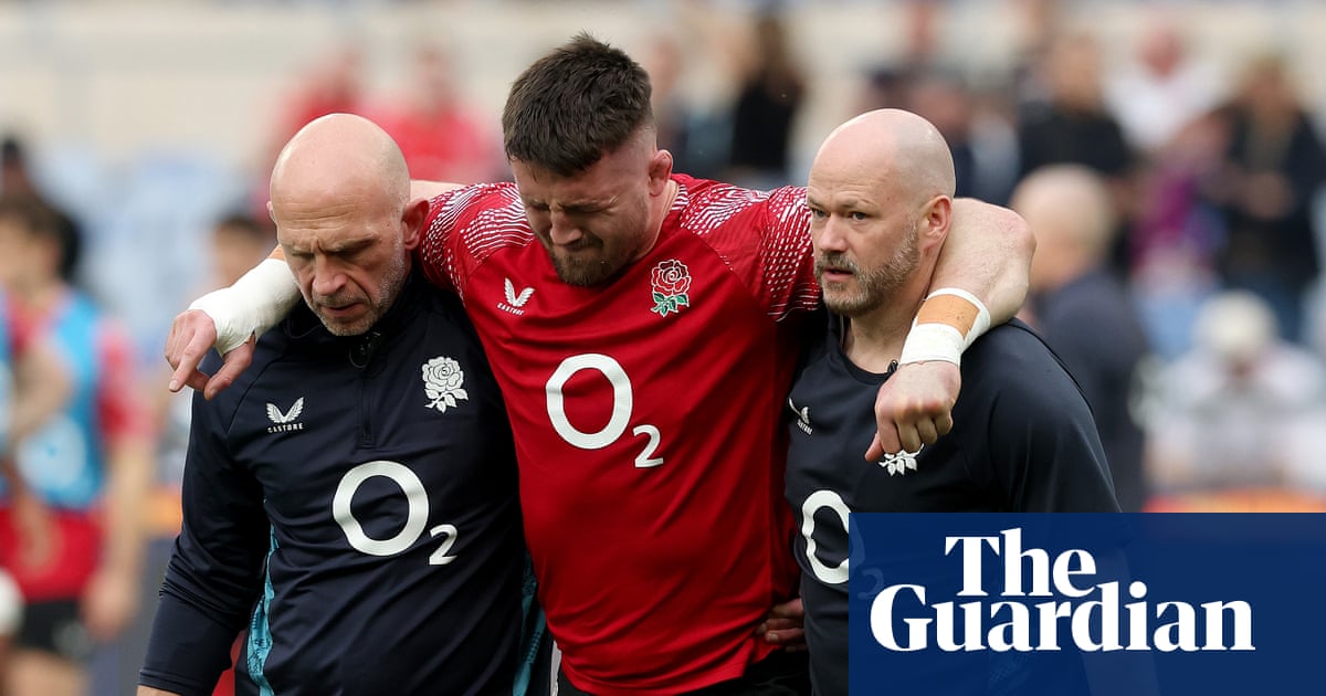 Sale warn England ‘superhuman’ Tom Curry needs time off to prolong career