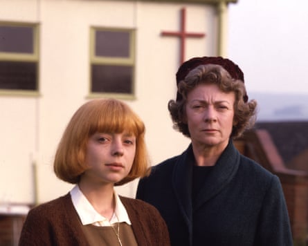 Charlotte Coleman and Geraldine McEwan in Oranges Are Not the Only Fruit.