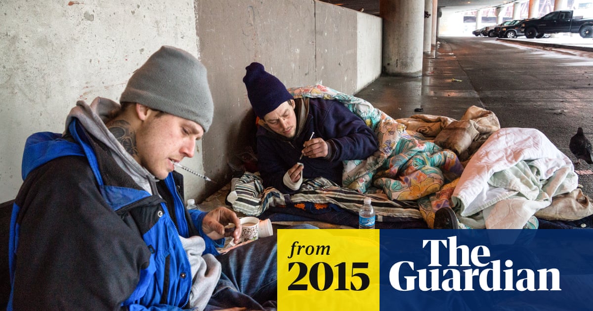 A Chicago Neighborhood S Endless Battle To Stop Open Air Drug Markets Chicago The Guardian A Chicago Neighborhood S Endless Battle To Stop Open Air Drug Markets Chicago The Guardian