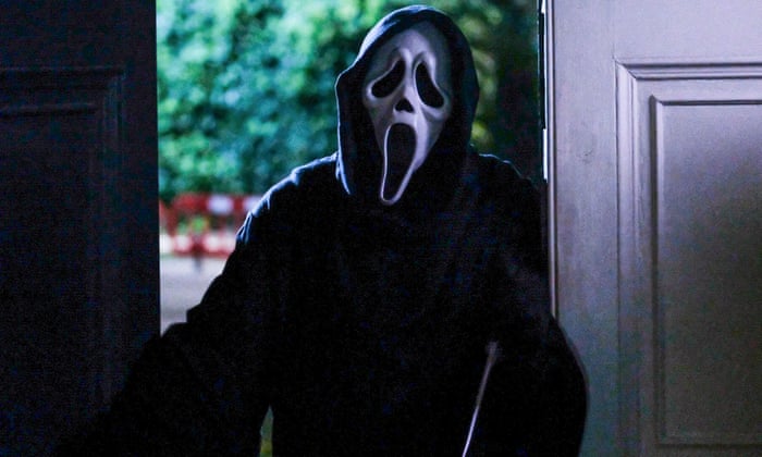 Scream Resurrection Mask Which Ghostface look do you prefer? Scream: Resurrection or Scream ...