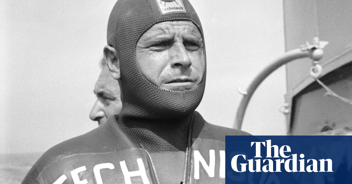 Enzo Maiorca Obituary Diving The Guardian Enzo Maiorca Obituary Diving The Guardian