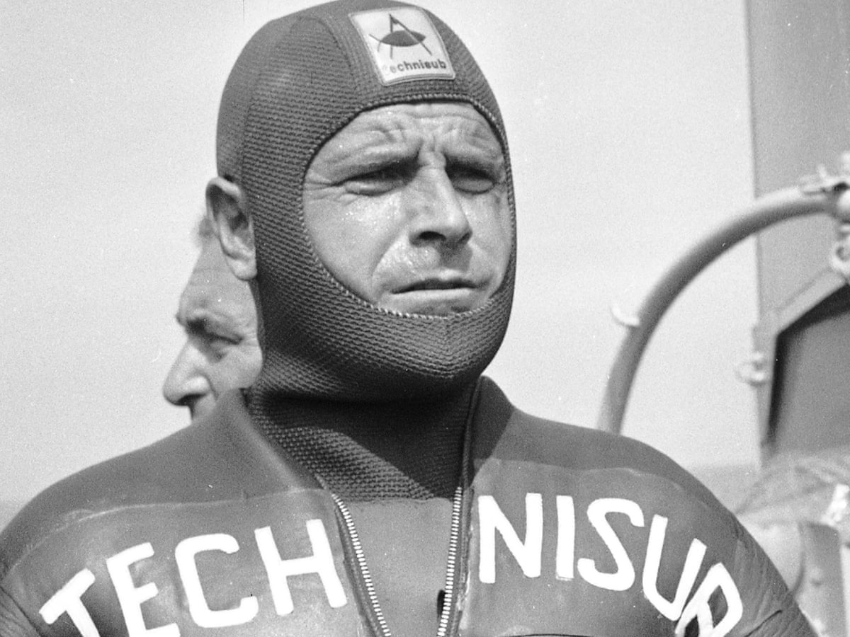 Enzo Maiorca Obituary Diving The Guardian Enzo Maiorca Obituary Diving The Guardian