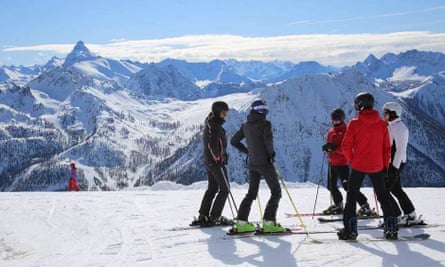 The Top 5 French Ski Resorts for Après-Ski