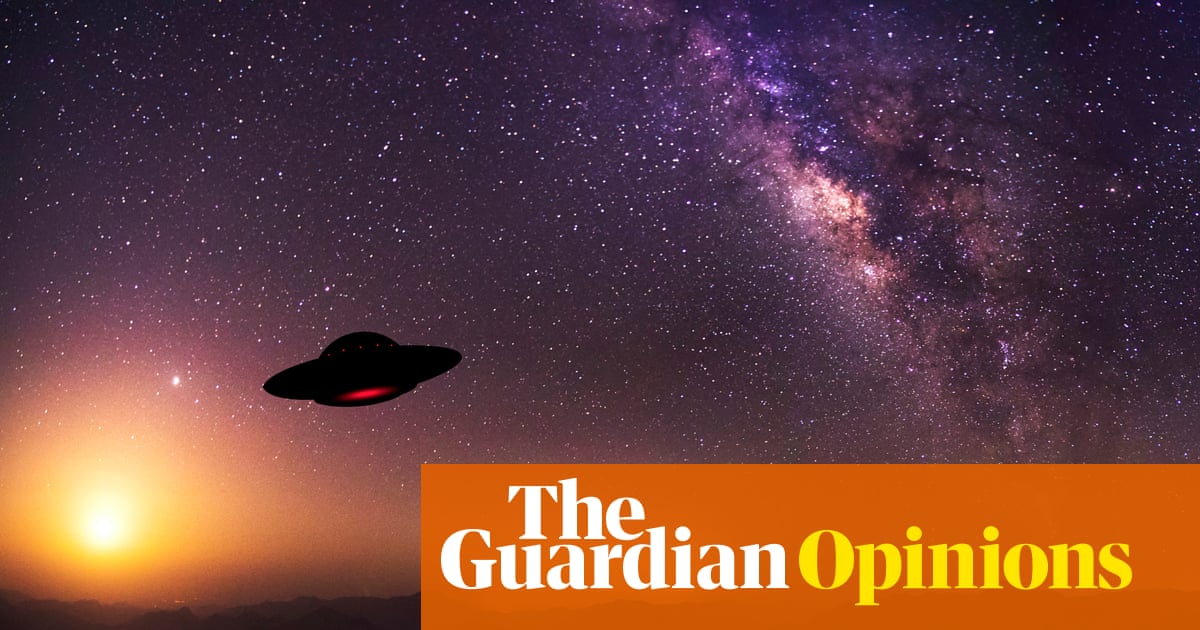 Does Trump really have news about aliens and UFOs? That would be the first sign of intelligent life | Arwa Mahdawi