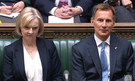 Liz Truss and Jeremy Hunt at prime minister’s questions, 19 October 2022.