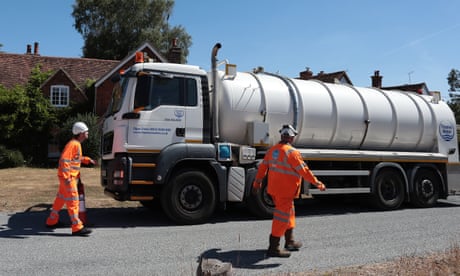 water tanker parked outside a house in Northend