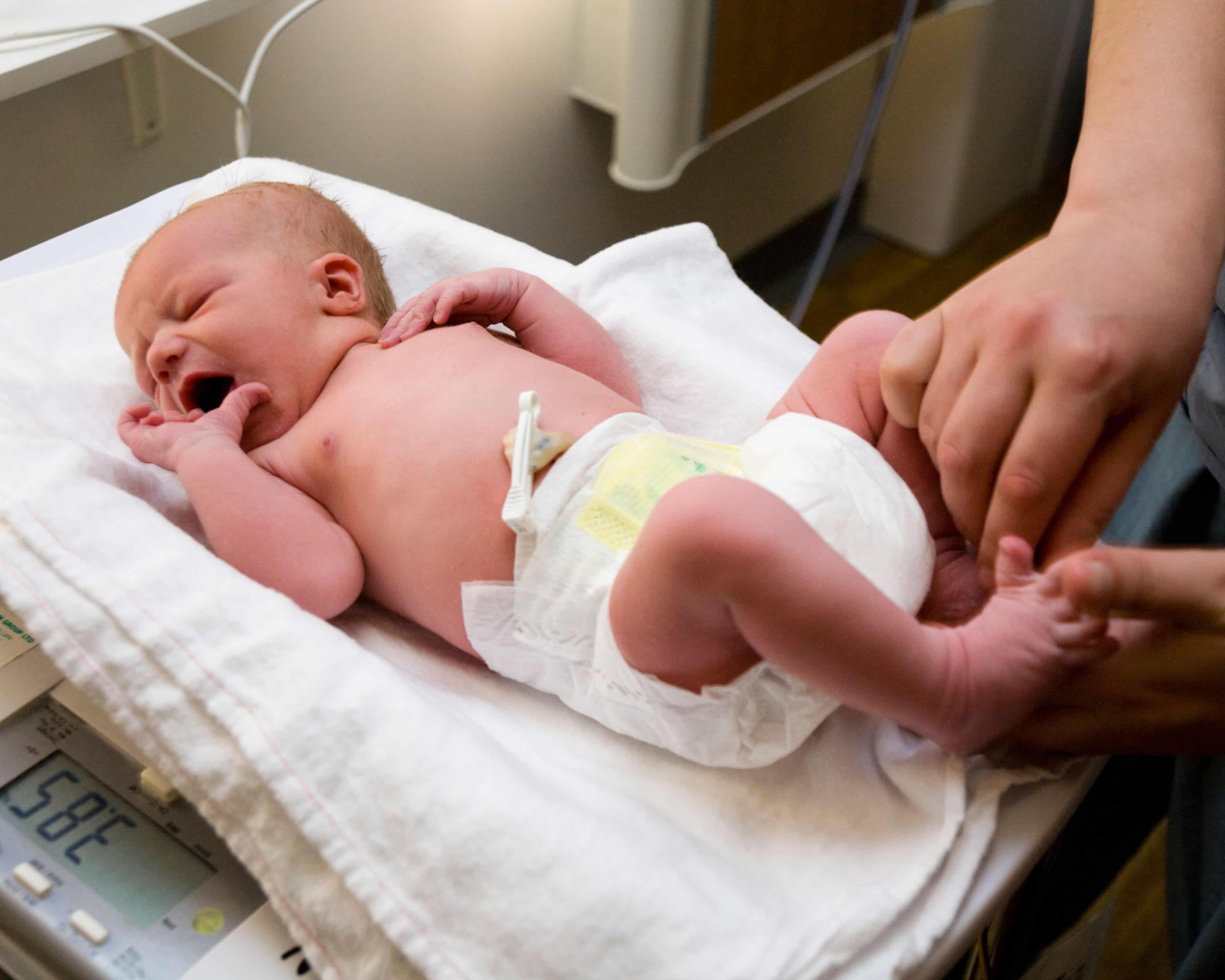 All babies in England to get DNA test to assess risk of diseases within 10 years