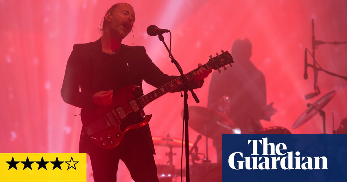 Radiohead At Glastonbury 2017 Review A Slow Creep Towards Transcendence Radiohead The Guardian Radiihead.Concert 2022 Review