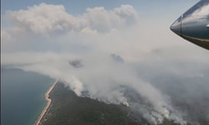 The bushfire in central Queensland threatening homes in Deepwater and Baffle Creek
