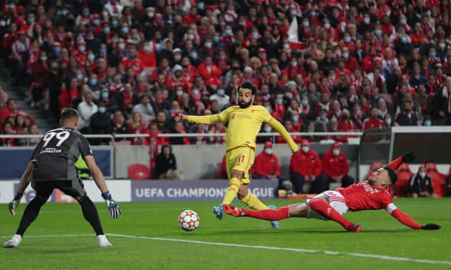 Mohamed Salah of Liverpool goes close to scoring.