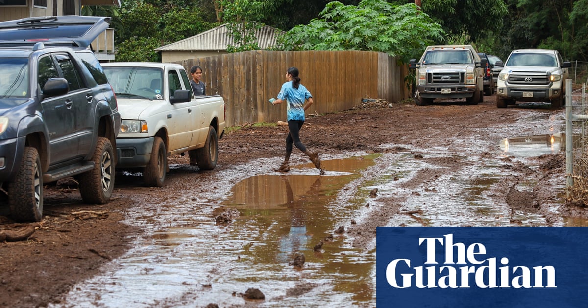Oahu'da Sel Felaketi: Temizlik Çalışmaları Başladı